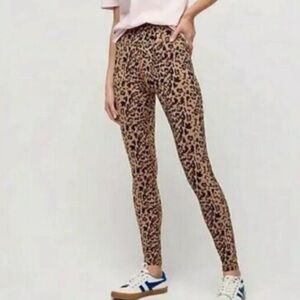 Tinsel Animal print leggings SZ M High waisted Stretch active leggings buttery